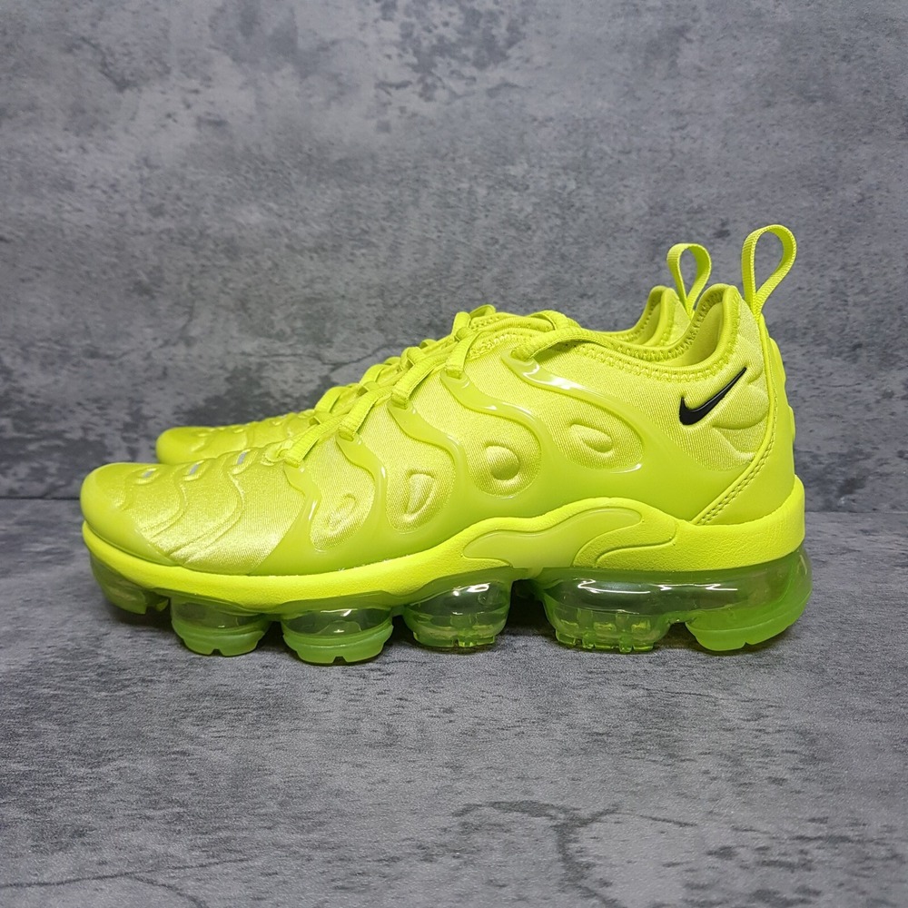 NIKE Air VaporMax‎ Plus Running Shoes Womens Size 7 Tennis Ball Volt Yellow Nby